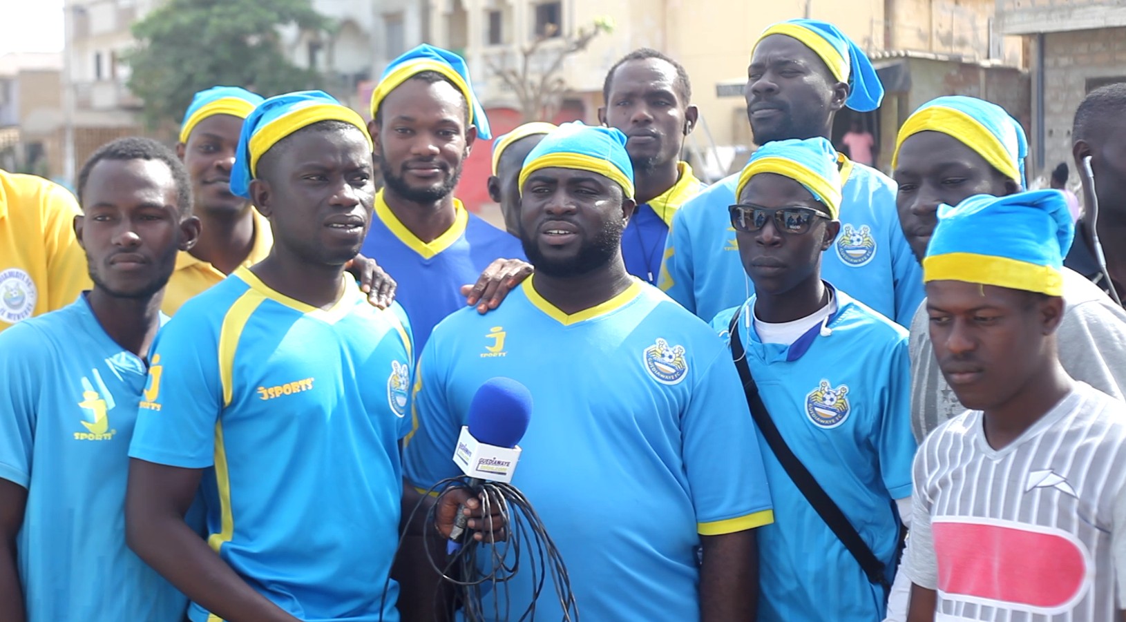 Vidéo-La santé dans le sport. C&rsquo;était une journée de consultation gratuite avec les supporters de Guédiawaye fc, je m&rsquo;engage