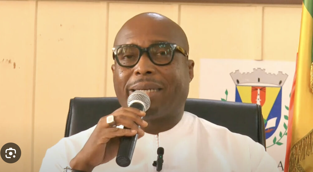 Démission de Barthélémy Dias de son mandat de conseiller municipal à Dakar : un tournant administratif