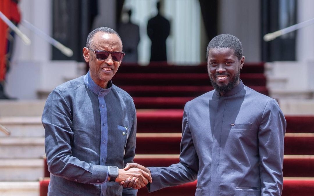 Le Président Bassirou Diomaye Faye s&rsquo;entretient avec Paul Kagame : renforcement de la coopération et efforts pour la paix en Afrique