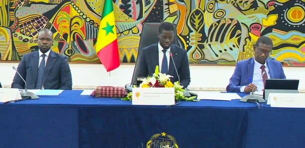 Conseil des ministres du mercredi 9 avril : Le Président de la République exhorte à une modernisation accélérée du système de santé