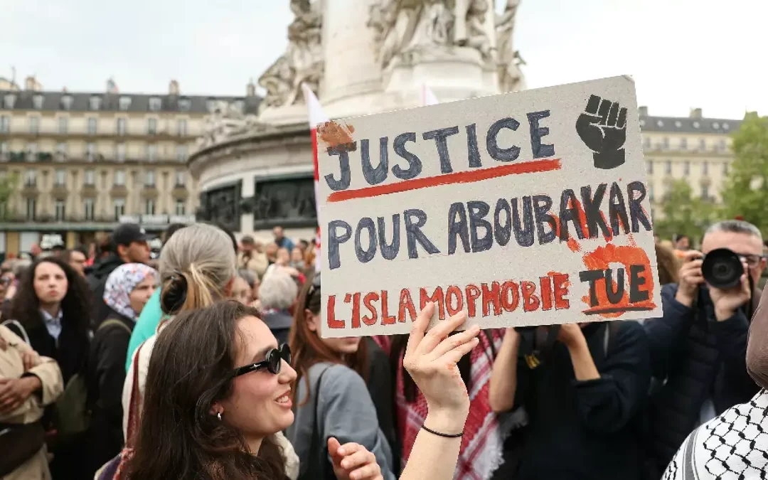 Un jeune Malien de 22 ans tué à coups de couteau dans une mosquée du Gard, la France sous le choc